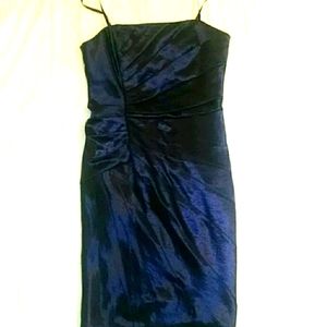 Like new 🔖 Sz 7 navy blue silk mini dress